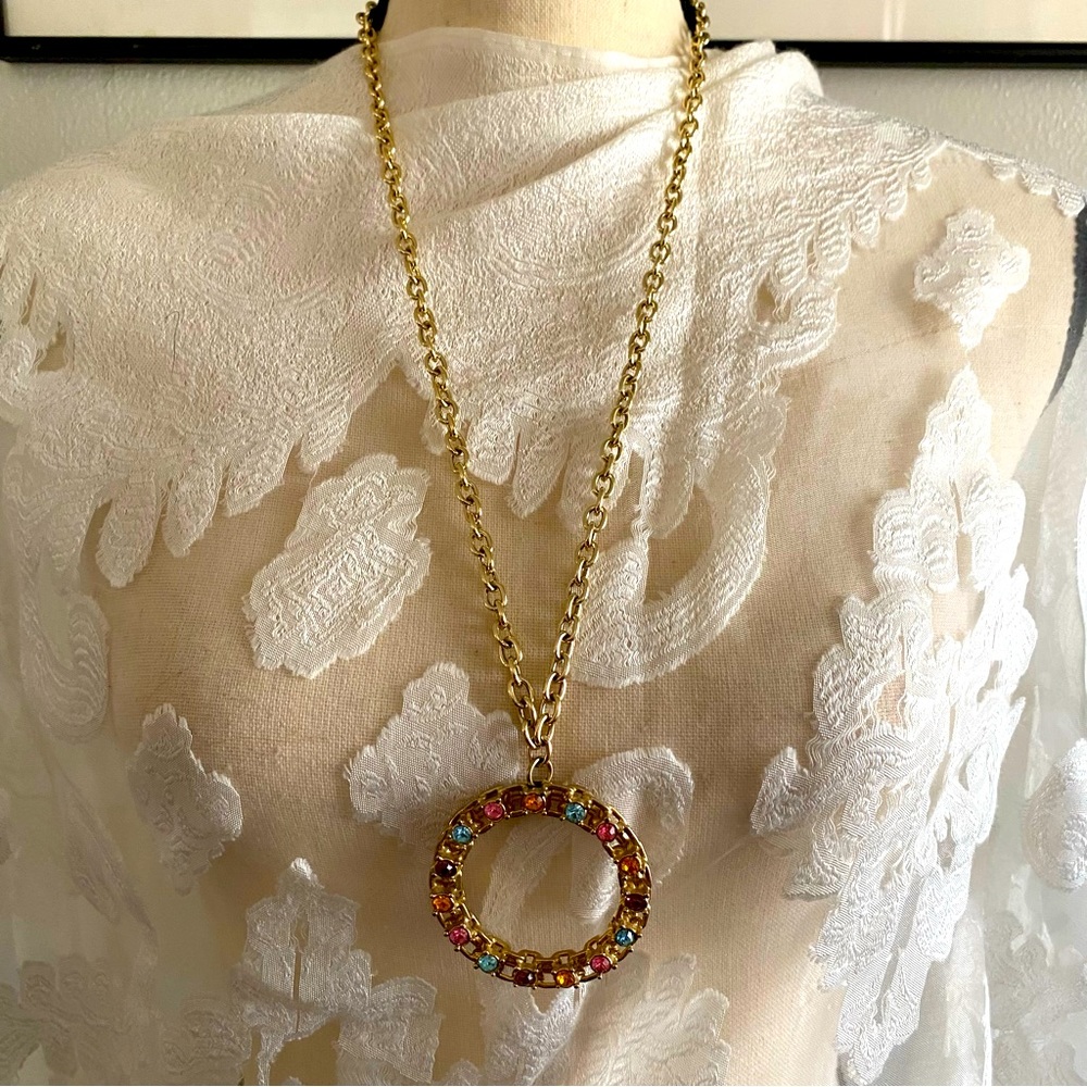 Vintage Sarah Coventry Gold Tone Necklace with beautiful stones